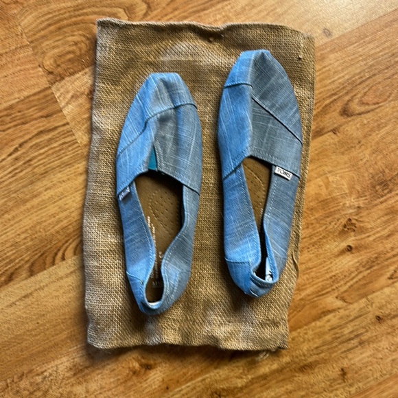 Toms Women’s Alpargata Loafer - Picture 3 of 8